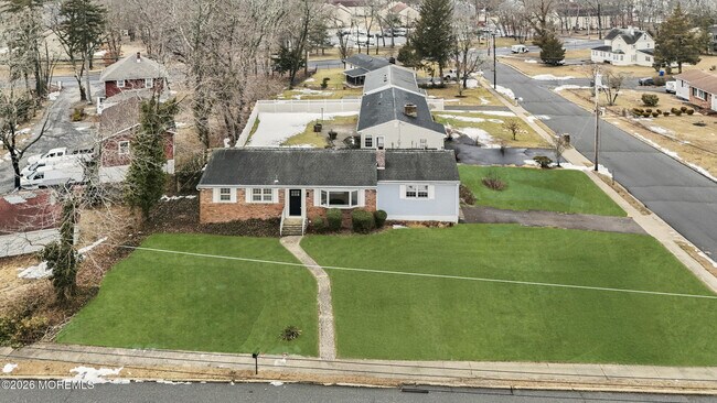 Building Photo - 1041 Mulberry Pl
