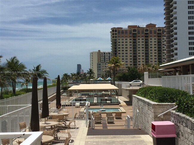 Building Photo - 1950 S Ocean Dr