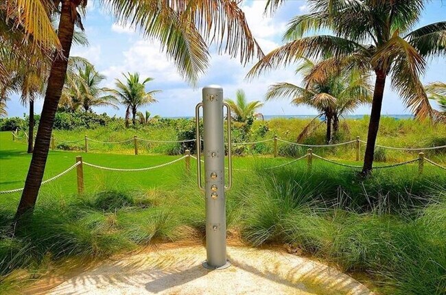 Building Photo - 1461 S Ocean Blvd