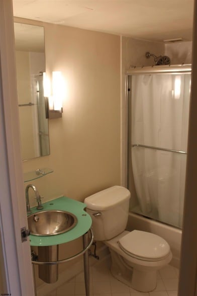 Building Photo - 526 Pacific Ave