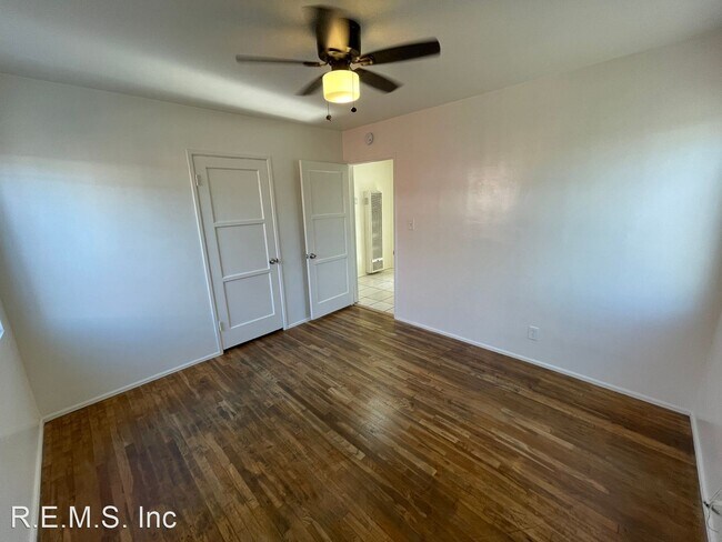 Building Photo - 3 br, 1 bath House - 1820 E Kay Street