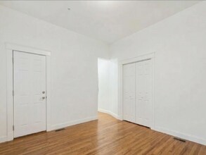 Building Photo - 172-174 Auburn Street