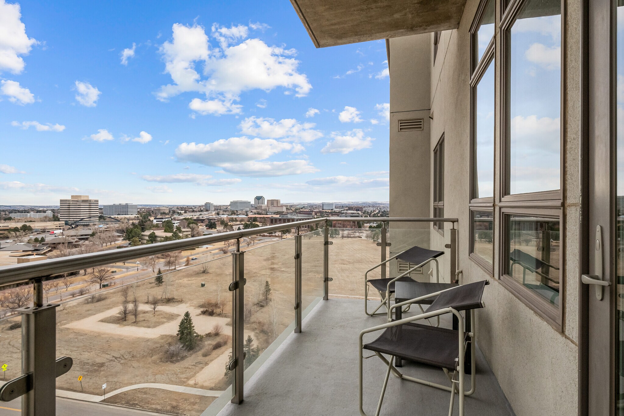 View from balcony - 5455 Landmark Plz