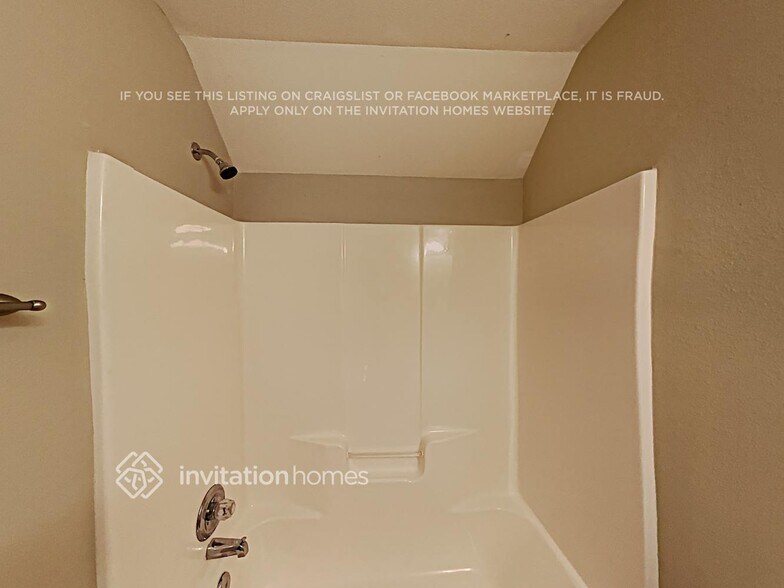 Building Photo - 415 Pierpont Ct