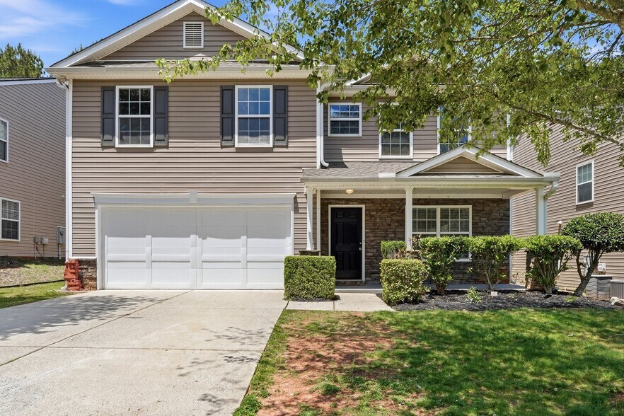 Building Photo - 3050 Centerglen Ln