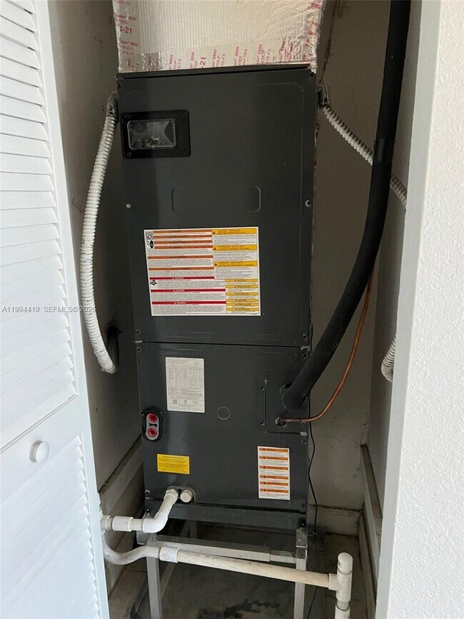 Building Photo - 9363 SW 219th St