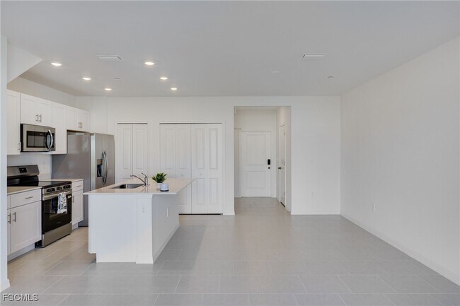 Building Photo - 4243 Caterina Ct