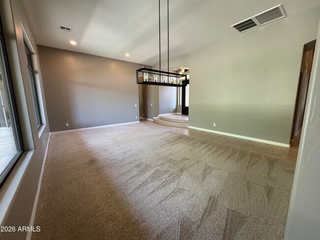 Building Photo - 3172 E Birchwood Pl