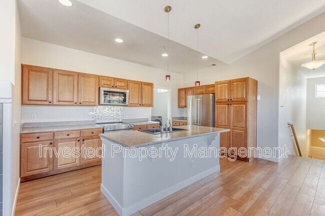 Building Photo - 11972 W Long Cir