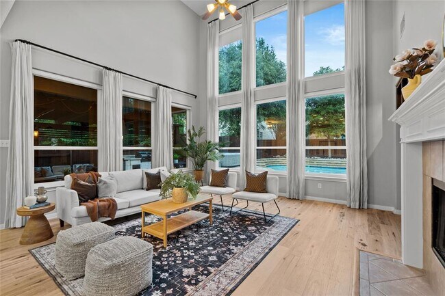 Building Photo - 1604 Tahoka Daisy Dr