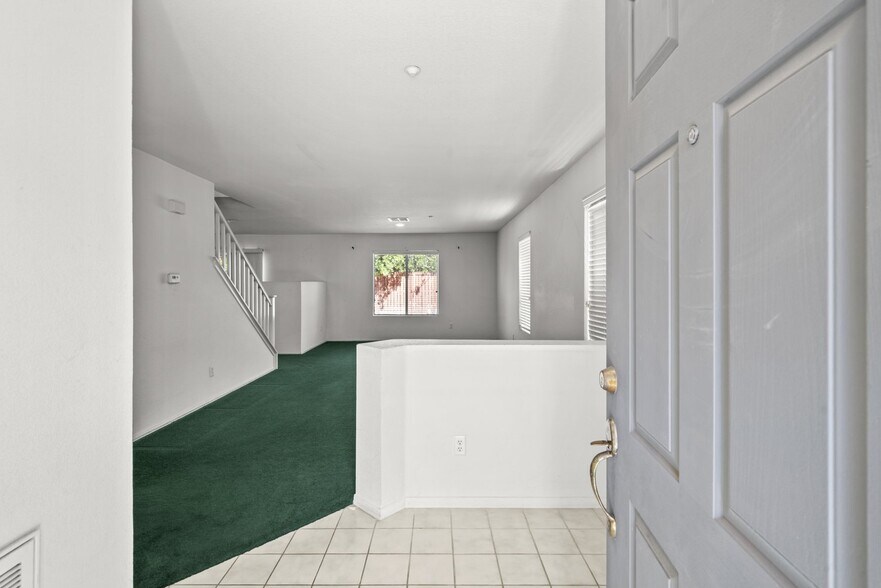 Building Photo - 13149 Alta Vista Way