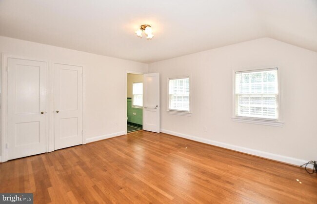 Building Photo - 6123 Wynnwood Rd