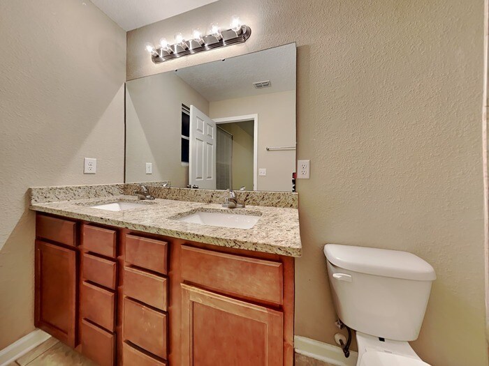 Building Photo - 5236 Walkers Ridge Dr