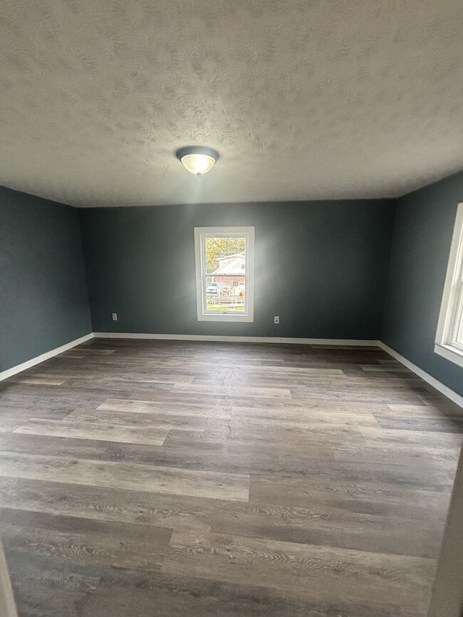 Building Photo - 225 E Bergey St