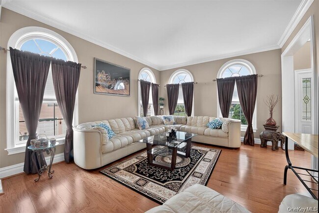 Building Photo - 36 Deangelis Dr