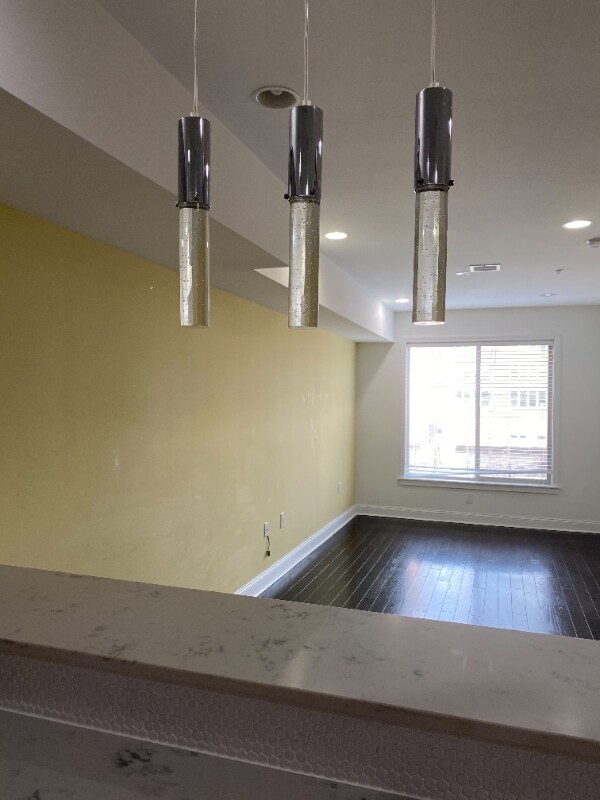 Building Photo - 1213 Noble St