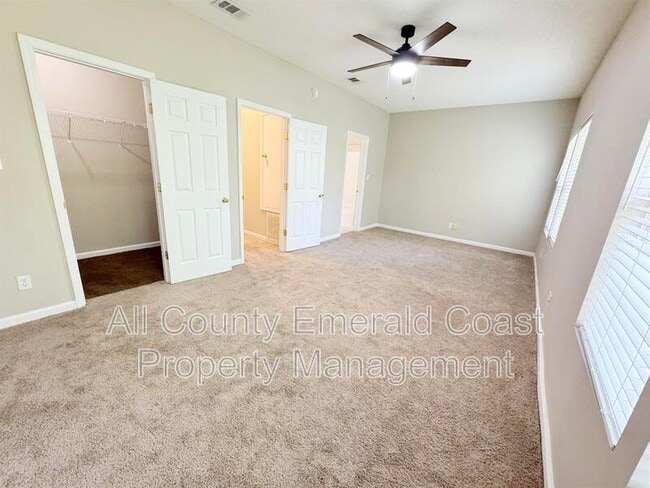 Building Photo - 732 E Mack Bayou Dr