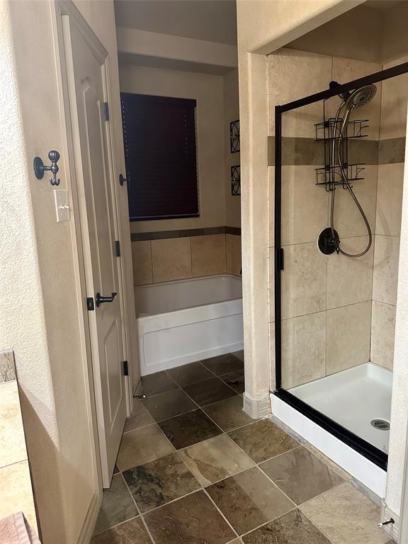 Building Photo - 15105 Cavalier Canyon Dr