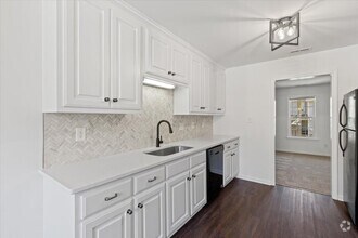 Building Photo - ***Coming Soon!!!***Clayton Townhome for Rent