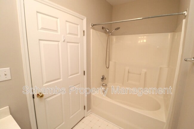 Building Photo - 2812 Kudrow Ln