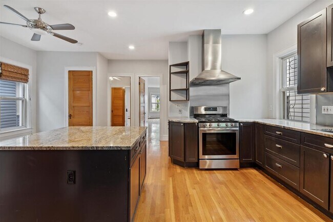 Building Photo - 240 Harrison Ave