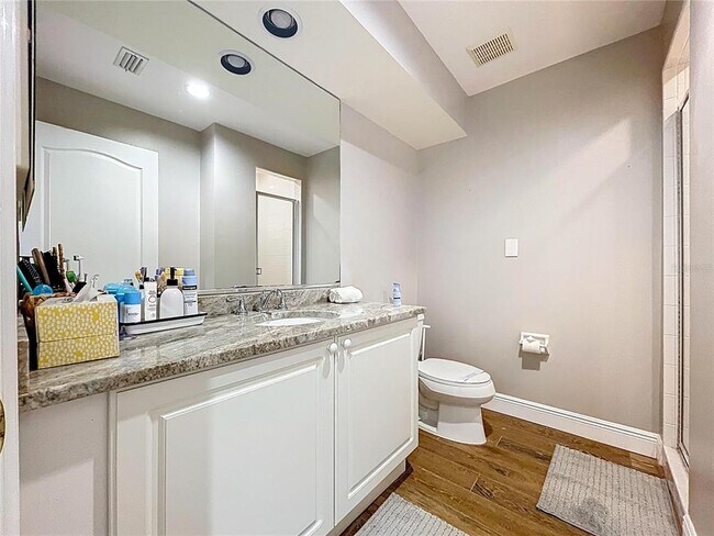 Building Photo - 3803 54th Dr W