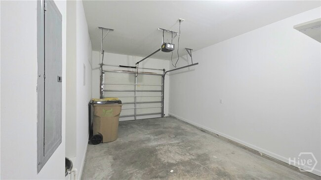 Building Photo - 30 Cantle Dr