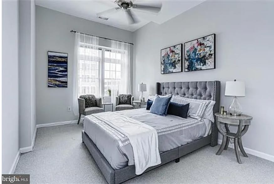 Building Photo - 309 Holland Ln