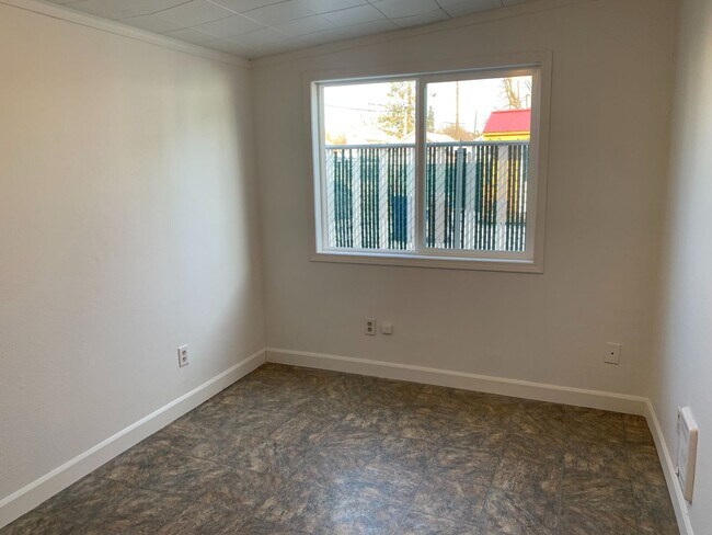 Building Photo - 4103 N Adams St