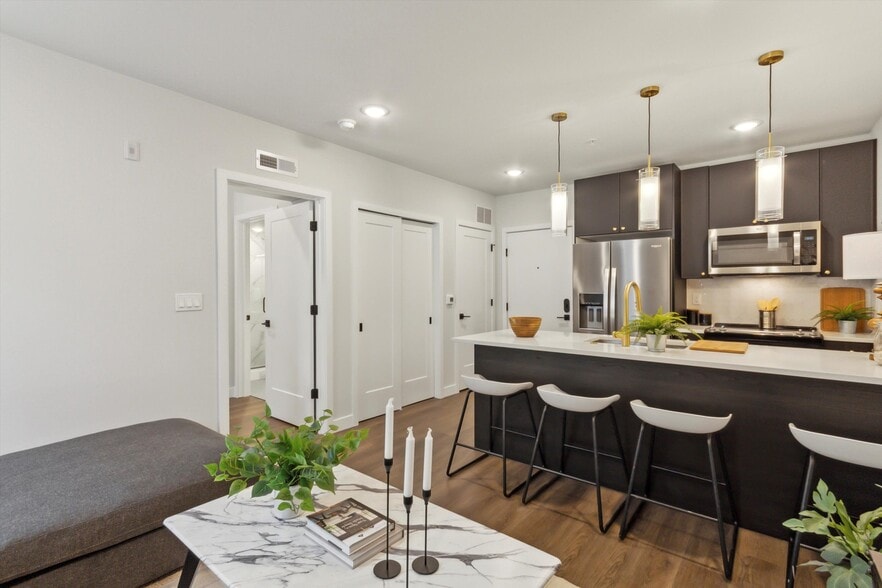 Building Photo - 1102 Germantown Ave