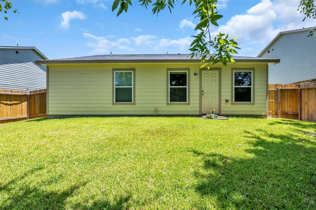 Building Photo - 14132 Harlequin Dr