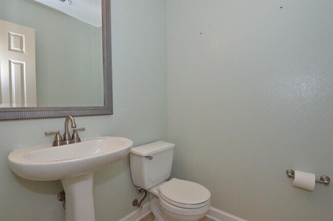 Building Photo - 115 Teasley