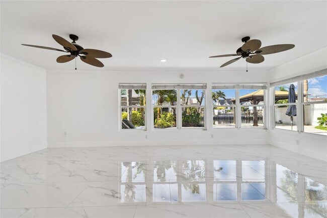 Building Photo - 8708 Thornwood Ln