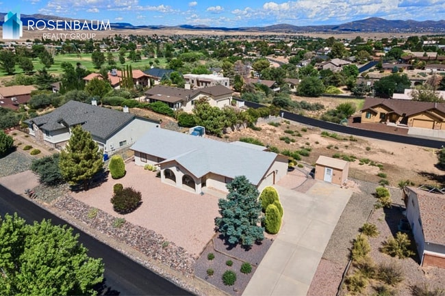 Building Photo - Hilltop 3-beds, 2-baths retreat with Mountain Views in Prescott Country Club!