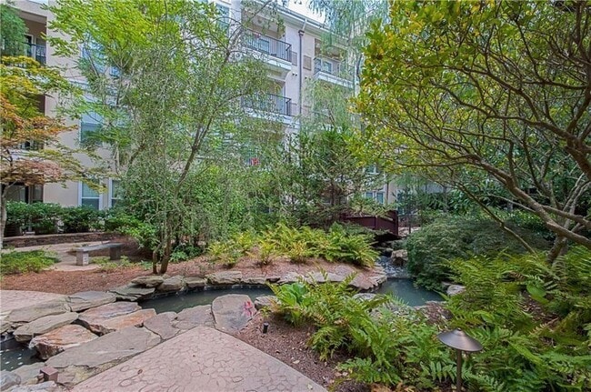 Building Photo - 1850 Cotillion Dr