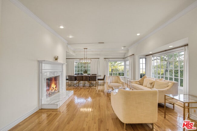 Building Photo - 3690 Crownridge Dr