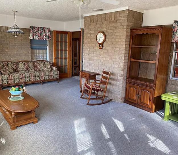 Building Photo - 2022 S High St