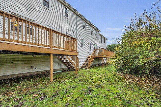 Building Photo - 67 Plantation Rd