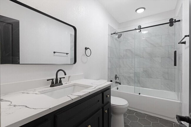 Building Photo - 6609 Avenue Q