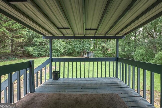 Building Photo - 310 Summerwood Dr