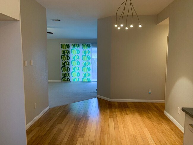 Building Photo - Great Cedar Park Home - Come See TODAY!