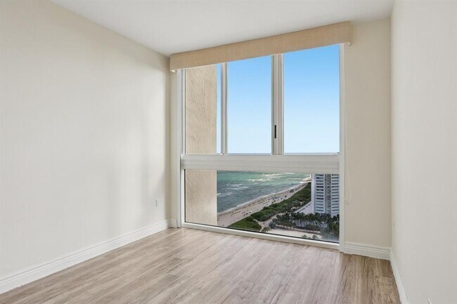 Building Photo - 7330 Ocean Terrace