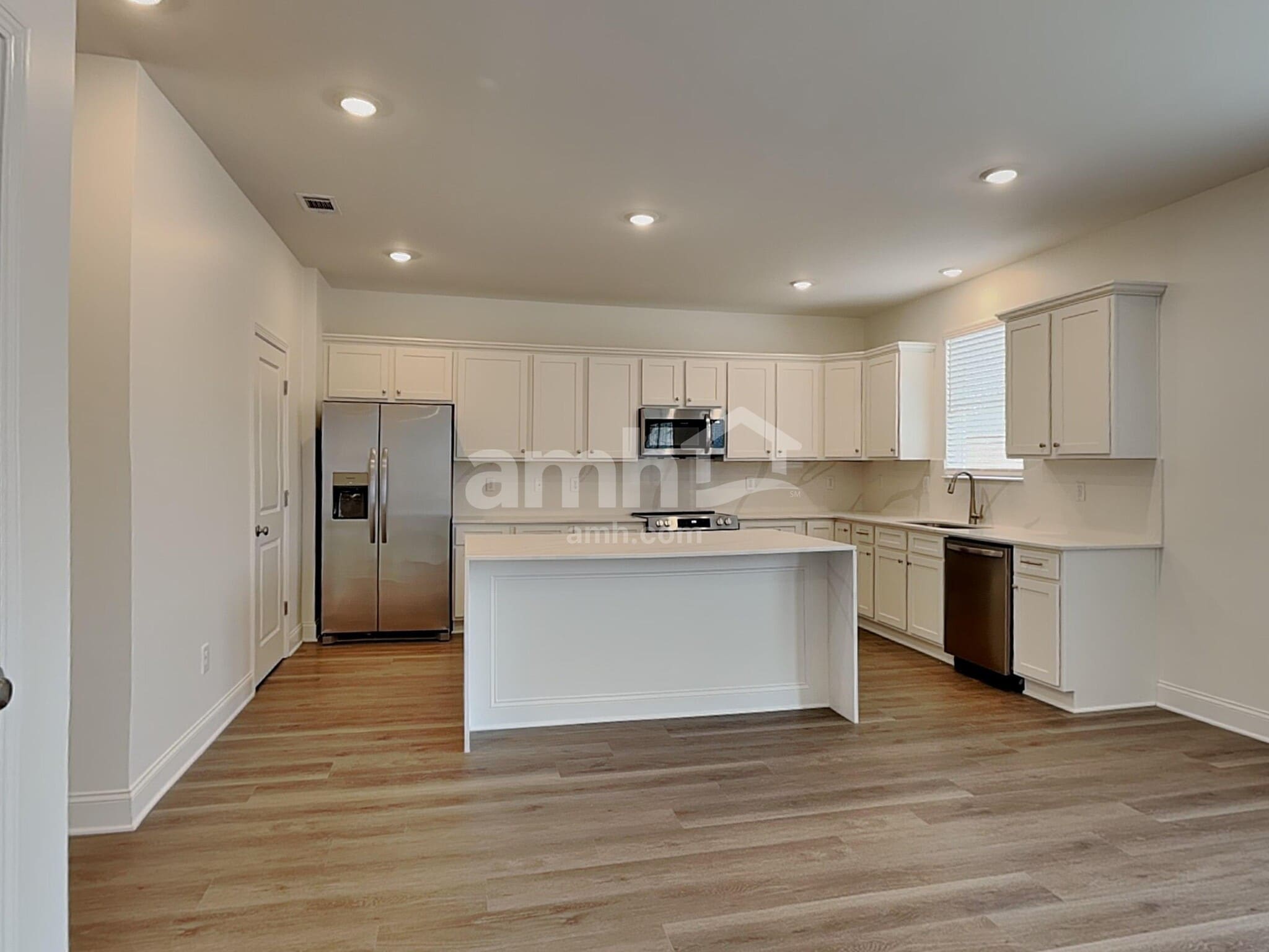 Building Photo - 395 Hickory Pointe Rd