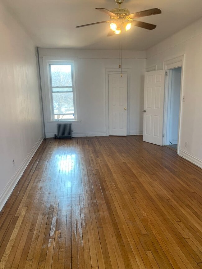 Building Photo - 515 Eastern Pkwy