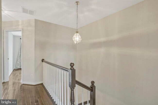 Building Photo - 6340 Walking Ln