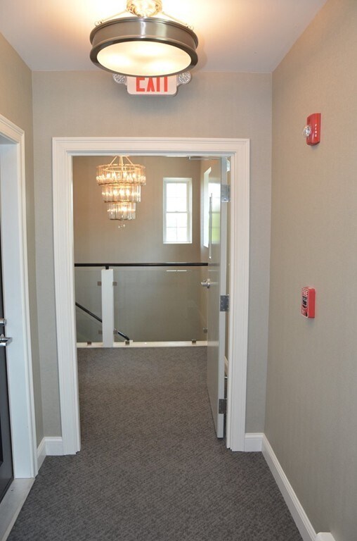 Building Photo - 6 Admirals Wy