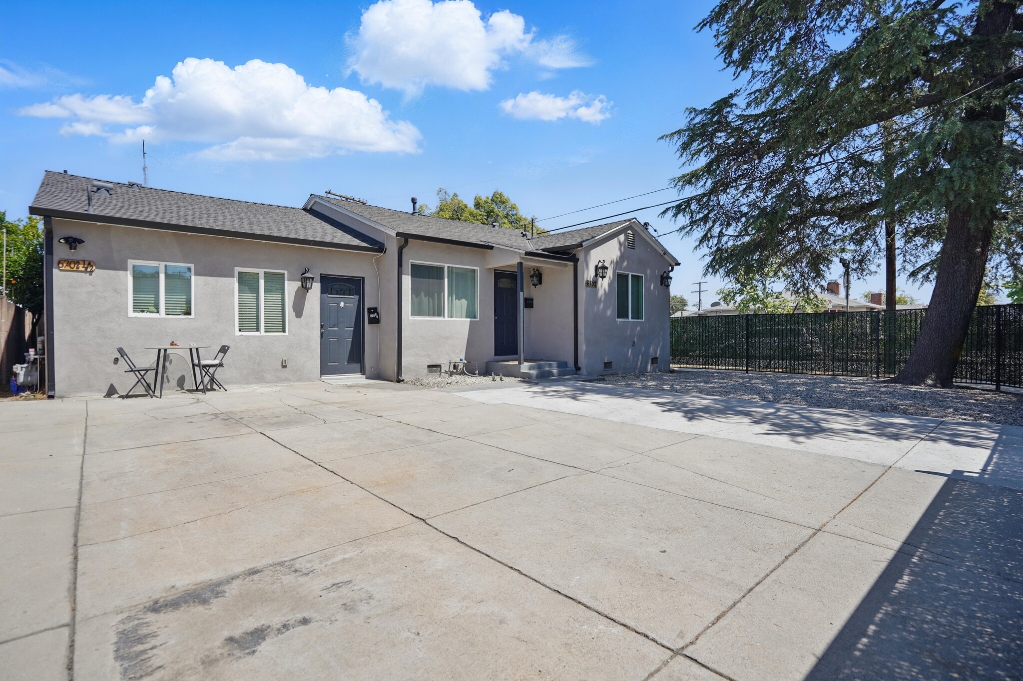 Building Photo - 6702 Saint Clair Ave