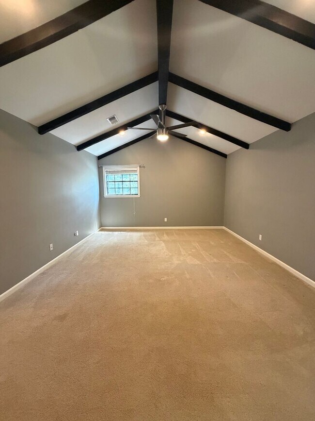Building Photo - 1101 Silverwood Cove