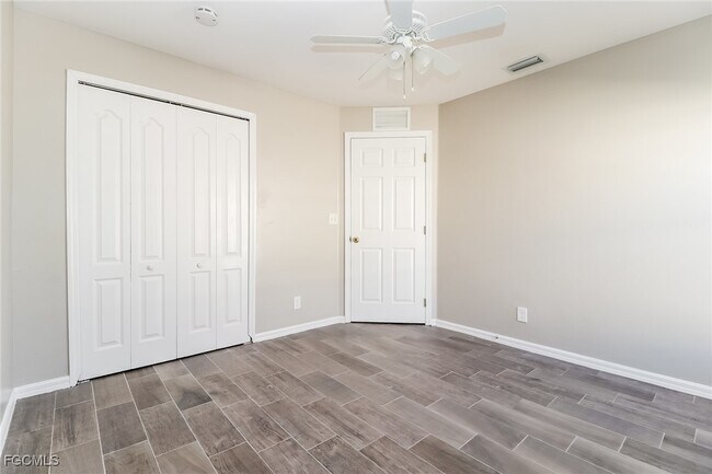 Building Photo - 1713 NW 12th St