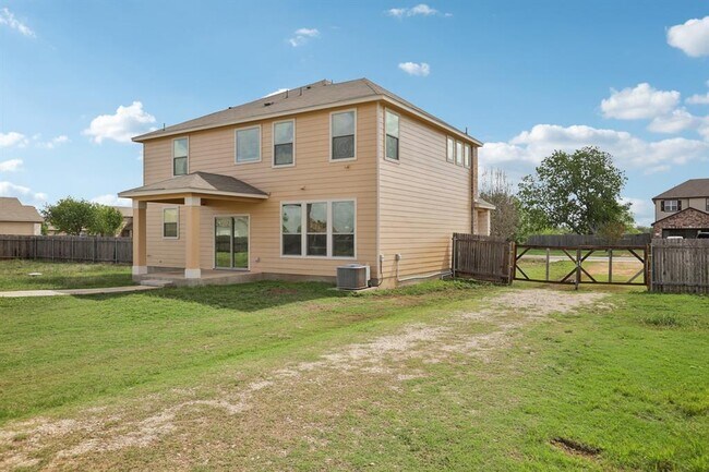 Building Photo - 132 Brittany Ln